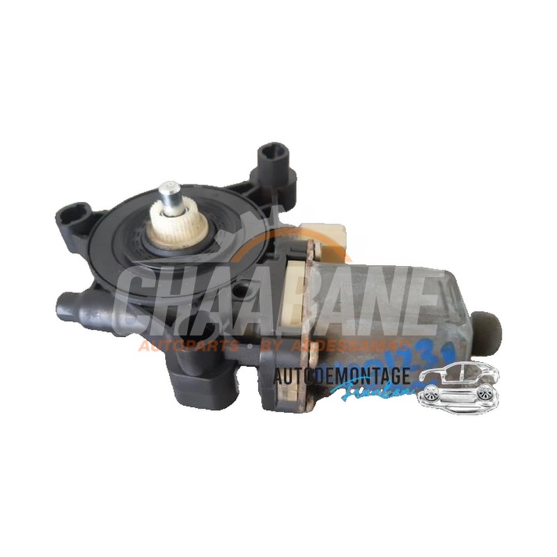Moteur de vitre portiere 5Q0959802B Seat Leon ST (5FF) 2.0 TDI FR 16V 2012 / 2020