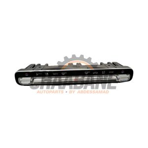Commande chauffage A2479056703 Mercedes CLA (118.3) 2.0 CLA-180d