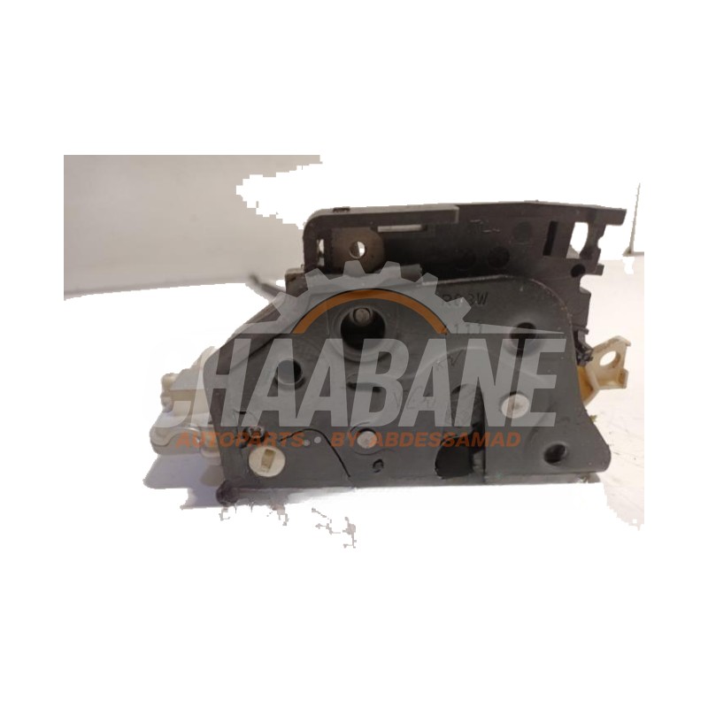 Serrure avant droite 3C1837016B Volkswagen Passat 2012 / 2014