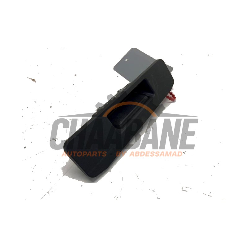 Poignee couvercle coffre A1667500493 Mercedes A (W176) 1.8 A-200 CDI 16V