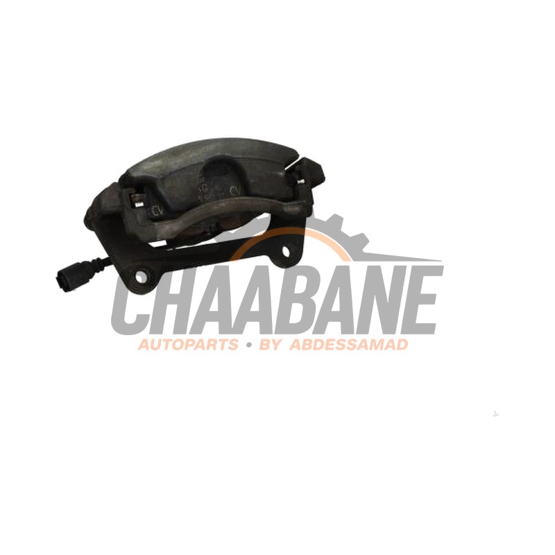 Etrier de frein avant droit 8V0615124D Audi A3 Sportback (8VA/8VF) 1.4 TFSI 16V 40 e-tron 2012 / 2020