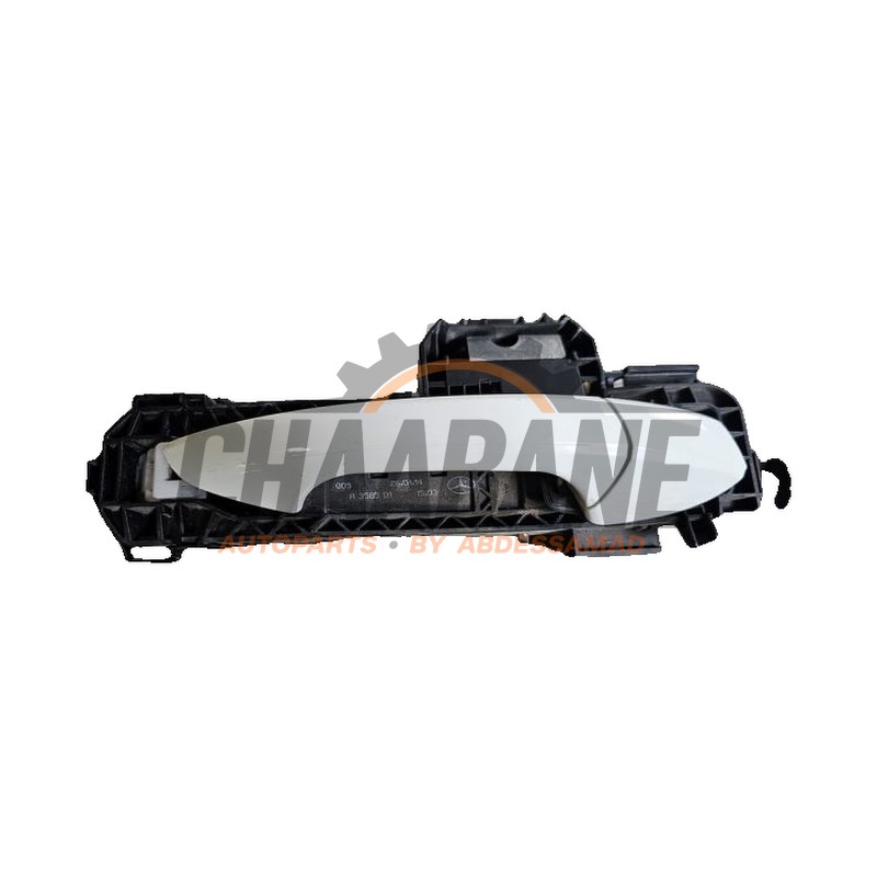 Poignee de porte avant droite A2047601634 Mercedes CLA (117.3) 2.2 CLA-220 CDI, 220 d 16V