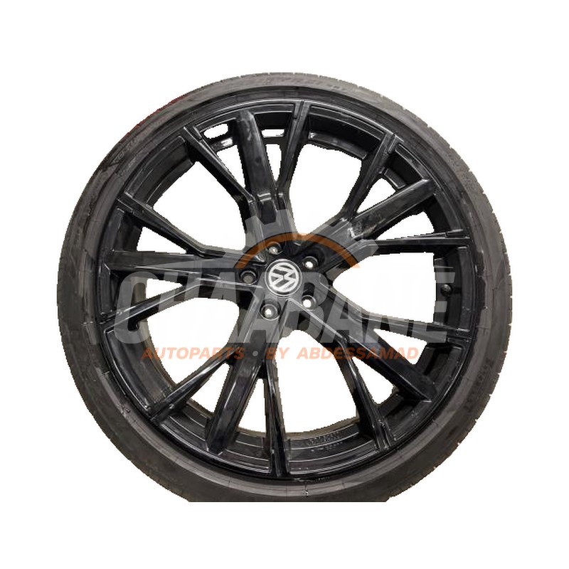 Jeu de jantes sport + pneus KBA52688 Volkswagen Tiguan (AD1) 2.0 TSI 16V 4Motion 2016 / 2024