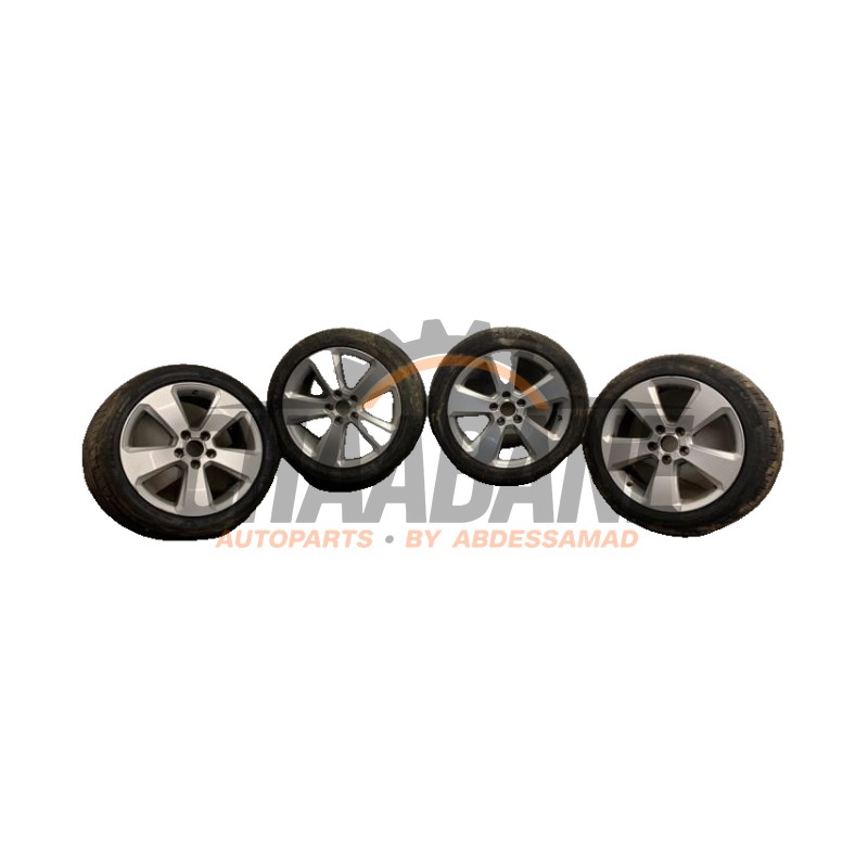 Kit jantes 8V0601025BK Audi A3 Sportback (8VA/8VF) 1.4 16V g-tron 2012 / 2020