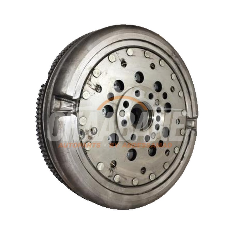 Volant dinertie masse double A2700300205 Mercedes A (W176) 1.6 A-180 16V