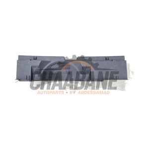 Couverture capteur serrure arriere 2GM863459D Volkswagen T-Cross 1.0 TSI 115 12V 2018