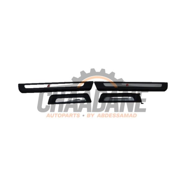 Bande decorative 4M8947405B Audi RS Q8 2019