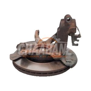 Fusee avant gauche 5Q0407255Q Skoda Octavia Combi (5EAC) 2.0 TDI GreenTec 16V 2012 / 2020