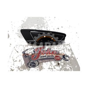 Poignee de porte avant droite 5F1837114A Seat Leon ST (5FF) 1.2 TSI Ecomotive 16V 2012 / 2020