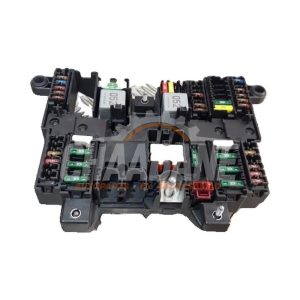 Porte fusible A1779061002 Mercedes A Limousine (177.1) 2.0 A-35 AMG Turbo 16V 4Matic