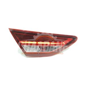Feu arriere gauche 5F0945093L Seat Leon (5FB) 1.5 TGI 16V 2012 / 2020