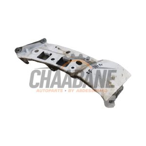 Support decran avant droit 7C0821109 Volkswagen Crafter (SY) e-Crafter FWD 2016