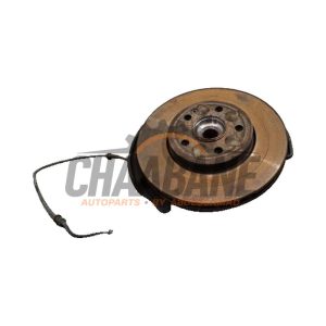 Fusee avant droit A2463320200 Mercedes GLA (156.9) 1.6 180 16V