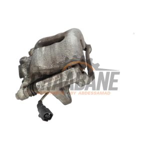 Etrier de frein avant gauche 8V0615123 Audi Q2 (GAB/GAG) 1.6 30 TDI 16V 2016
