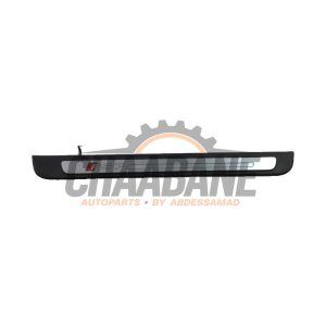 Embarquement avant droit 4G8947406B Audi RS7 2013 / 2018