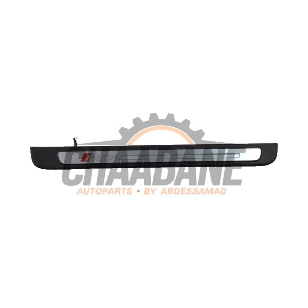 Embarquement avant droit 4G8947406B Audi RS7 2013 / 2018
