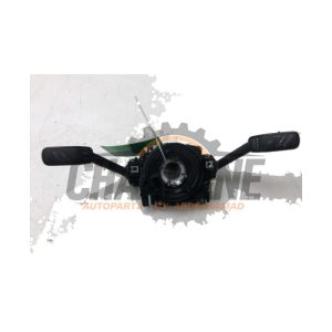Commodo dessuie glace 5Q0953507AA Seat Leon ST (5FF) 1.6 TDI Ecomotive 16V 4Drive 2012 / 2020