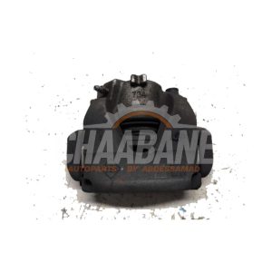 Etrier de frein avant droit A4204202600 Mercedes Citan (420.6) 1.5 108 CDI