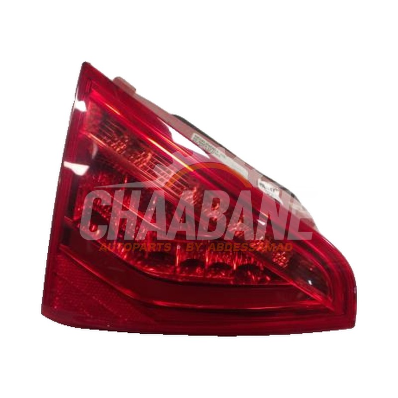 Feu arriere gauche 8T0945093C Audi A5 2024