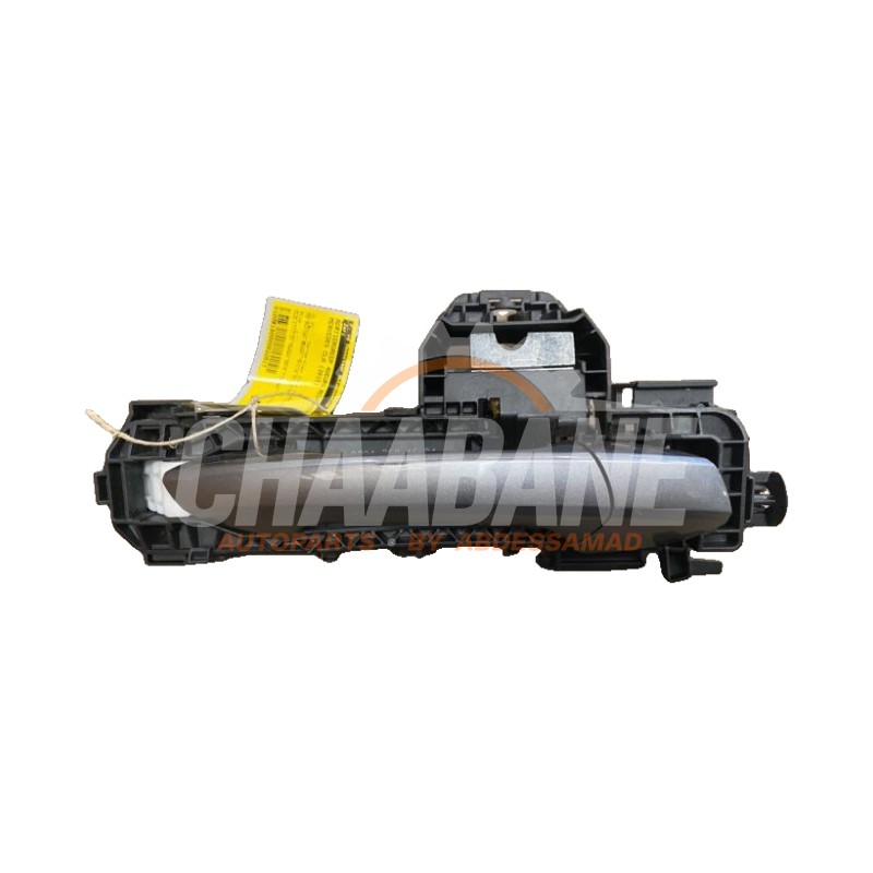 Poignee de porte avant droite A2047601634 Mercedes CLA (117.3) 1.6 CLA-200 16V