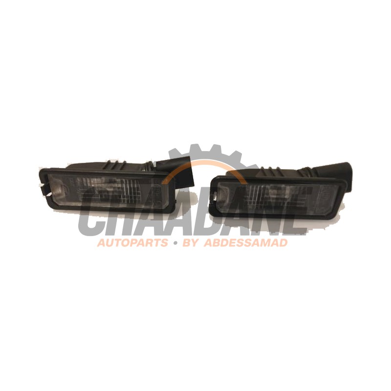 Eclairage immatriculation 1K8943021 Porsche Macan (95B) 2.0 16V Turbo 2014