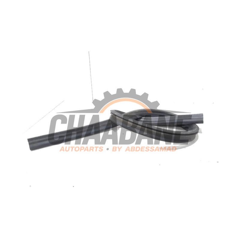 Caoutchouc capot 8W0823723A Audi A4 Avant (B9) 2.0 TDI Ultra 16V 2015