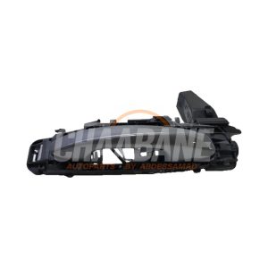 Poignee de porte avant droite A0997601802 Mercedes A (177.0) 1.3 A-200 Turbo 16V