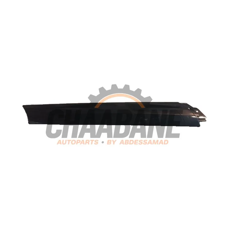 Revetement montant avant gauche LR174195 Landrover Defender II 3.0 D200 MHEV