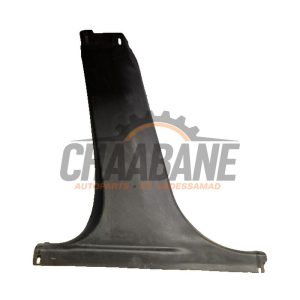 Revetement montant centre gauche GX7331057A Jaguar XE 2.0 D E-Performance 16V