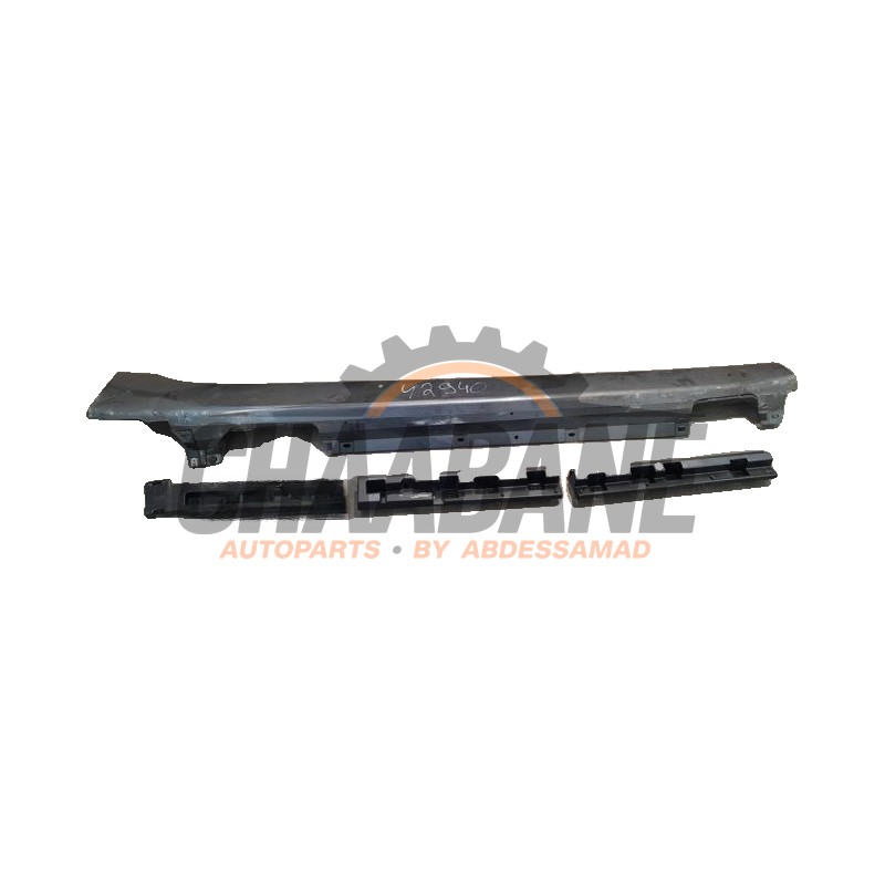 Marche-pied (list de couverture) droite 51777393794 BMW 2 serie Active Tourer (F45) 216d 1.5 TwinPower Turbo 12V 2013 / 2021