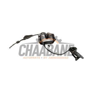 Etrier de frein avant droit A2474214600 Mercedes GLA (H247) 1.3 250 e Turbo 16V