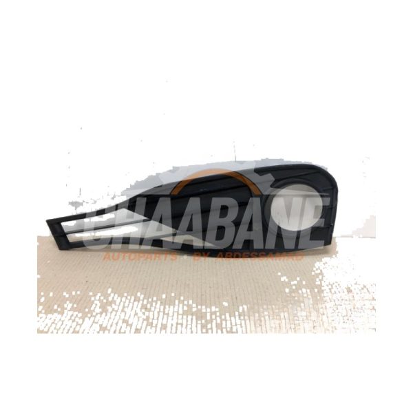 Plaque de protection feu antibrouillard droit 51117294684 BMW 4 serie (F32) 418i 1.5 TwinPower Turbo 12V 2013 / 2020