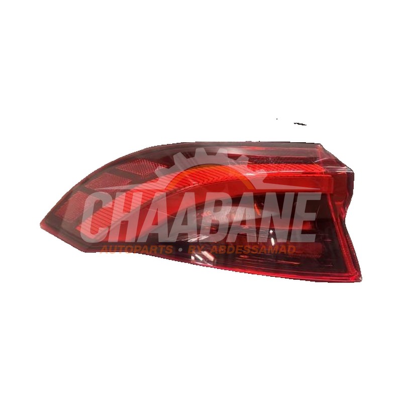 Feu arriere secondaire gauche 670157332 Maserati Grecale 2.0 GT MHEV Q4 16V 2022