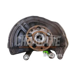Fusee avant gauche A2463320100 Mercedes CLA (117.3) 2.2 CLA-220 CDI, 220 d 16V