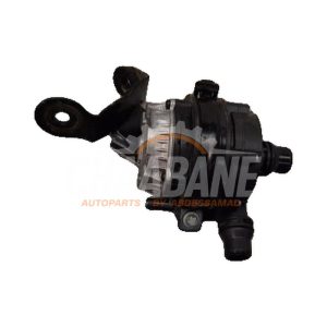 Pompe a eau supplementaire A0005002686 Mercedes E Estate (S213) E-300de 2.0 Turbo 16V