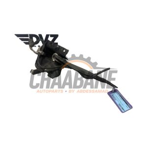 Bras de suspension bas arriere gauche A2473526100 Mercedes GLA (H247) 2.0 200d