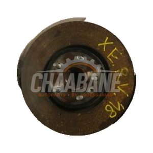 Fusee avant droit GK733K185A Jaguar XE 2.0 D E-Performance 16V