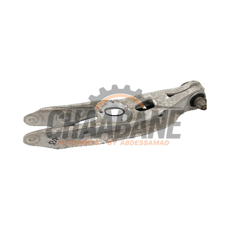 Bras de suspension arriere droit 8W0505311E Audi A4 2015