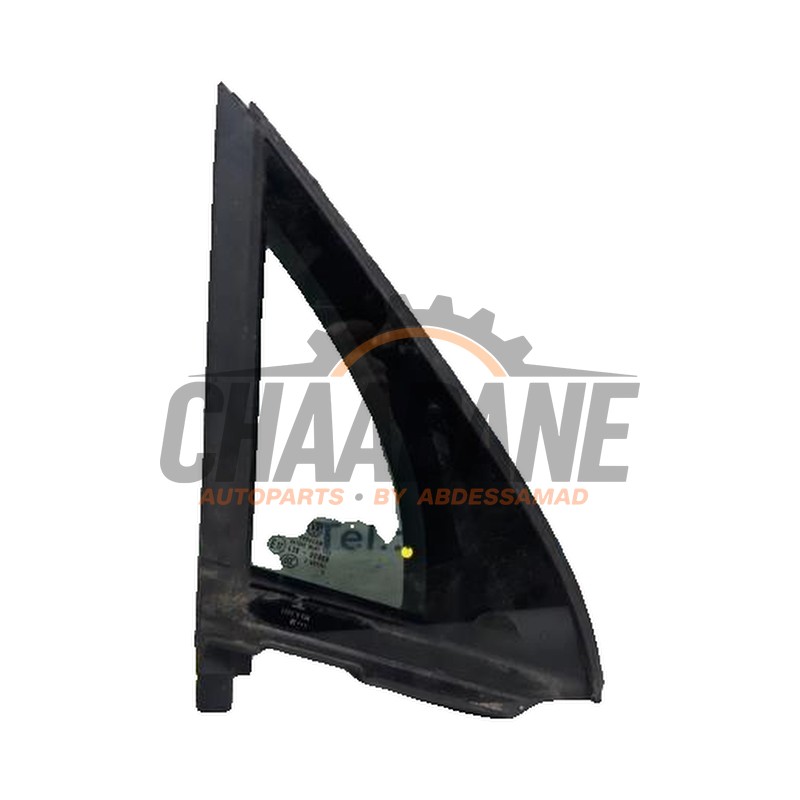 Vitre triangulaire avant droite 5NA845114F Volkswagen Tiguan (AD1) 1.5 TSI 16V 2016 / 2024