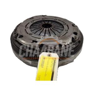 Volant dinertie masse double 05E105266B Seat Leon (5FB) 1.5 TSI 16V 2012 / 2020