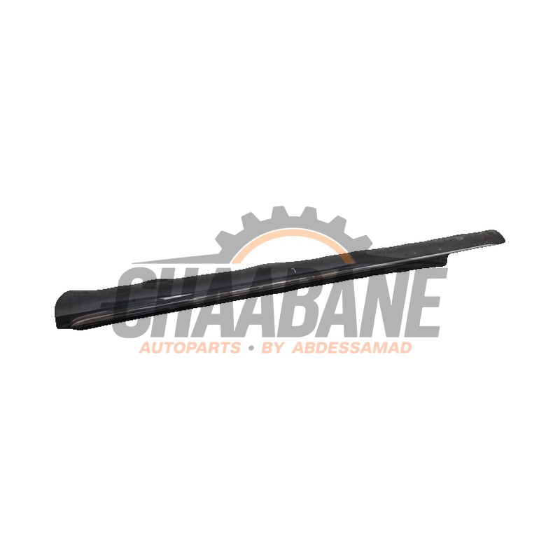 Jupe gauche A2056903140 Mercedes C (W205) C-180 1.6 CDI BlueTEC, C-180 d 16V