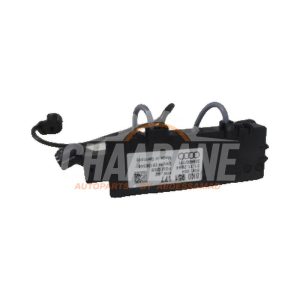 Eclairage de plafonnier 8T0947135BK Audi SQ5 2012 / 2017