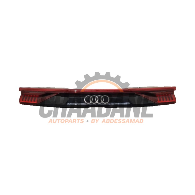 Barre feux arriere gauche + droite 4M8945695B Audi Q8 (4MN) 3.0 V6 24V 50 TDI Mild Hybrid Quattro 2018