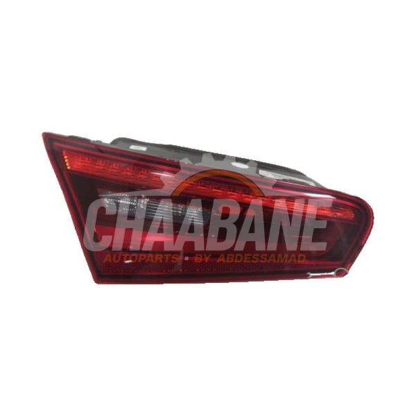 Feu arriere secondaire gauche 8V3945093B Audi S3 2012 / 2017