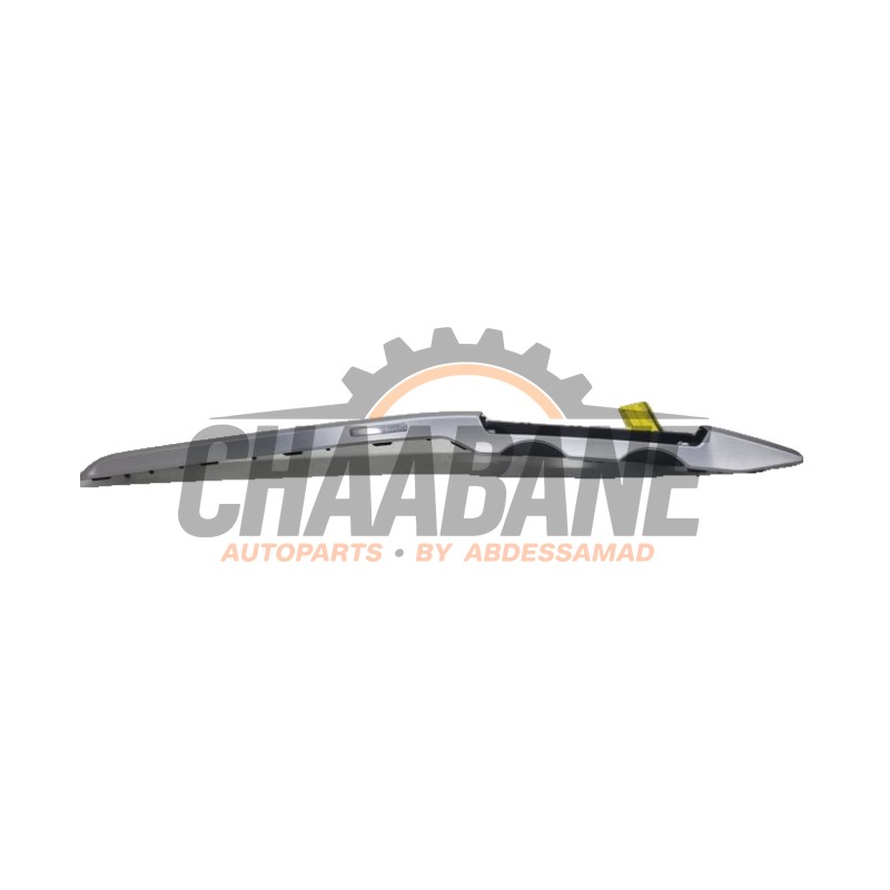 Bande decorative de tableau de bord 81B853190A Audi Q2 (GAB/GAG) 1.0 TFSI 12V 2016