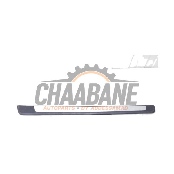 Marche-pied (list de couverture) droite 8W0853374 Audi A4 Avant (B9) 2.0 TDI Ultra 16V 2015