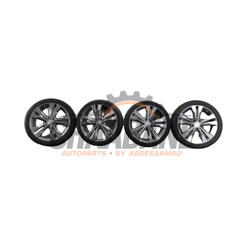 Jeu de jantes sport + pneus A2464010400 Mercedes CLA Shooting Brake (117.9) 2.2 CLA-200 CDI, 200 d 16V