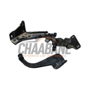Charniere porte arriere gauche 2K7843435B Volkswagen Caddy Combi V (SBB/SBJ) 1.5 TSI 2020