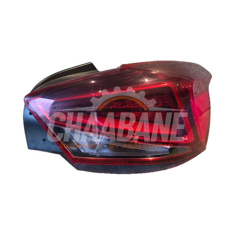 Feu arriere secondaire droit 6F0945208H Seat Ibiza V (KJB) 1.0 MPI 12V 2017