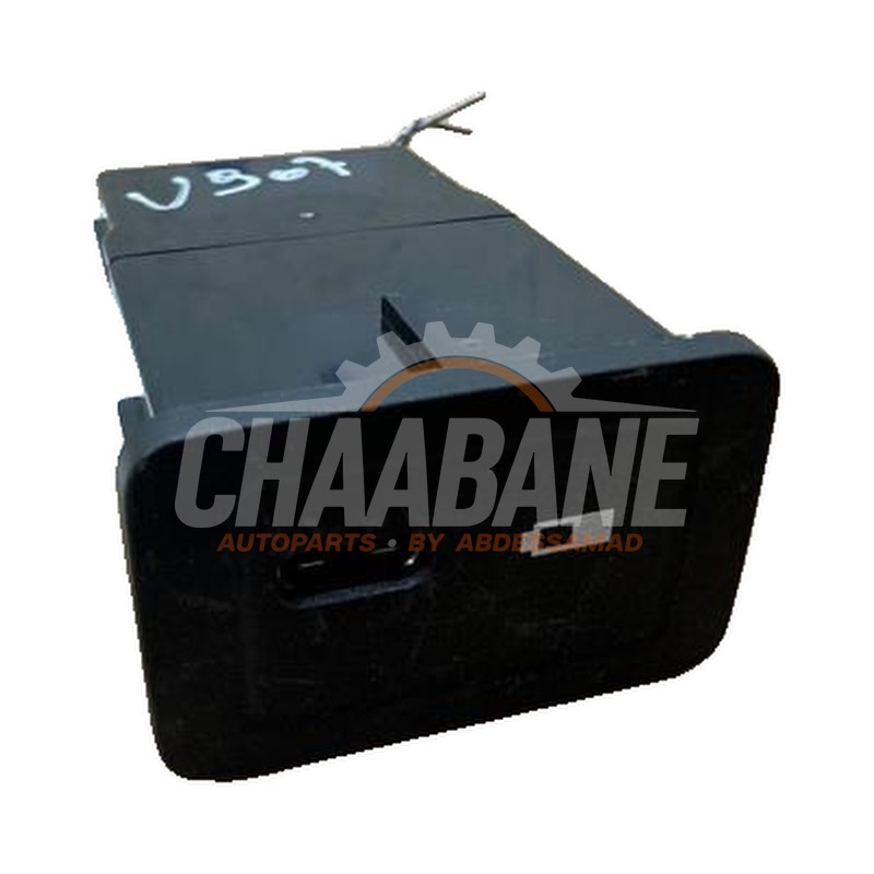 Prise USB A2478200401 Mercedes GLC (X253) 2.0 300 16V 4-Matic